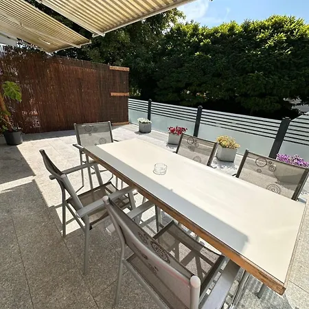 Sk -apartment Mit 2 Schlafzimmern *