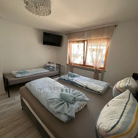 Sk -apartment Mit 2 Schlafzimmern * רוסט